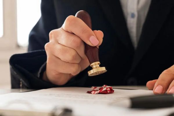 công chứng giấy tờ tiếng nước ngoài