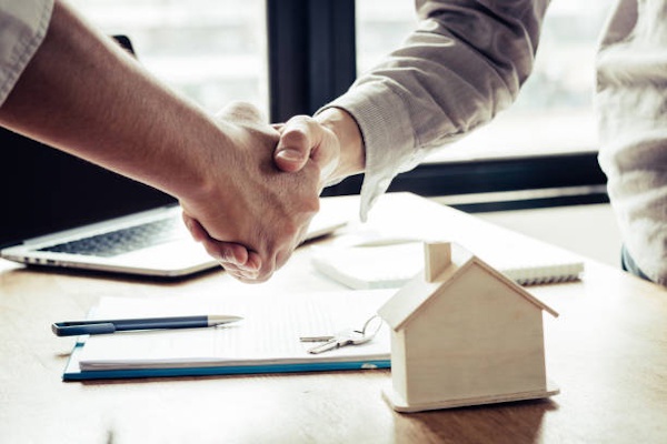 góp vốn bằng nhà đất đang thế chấp