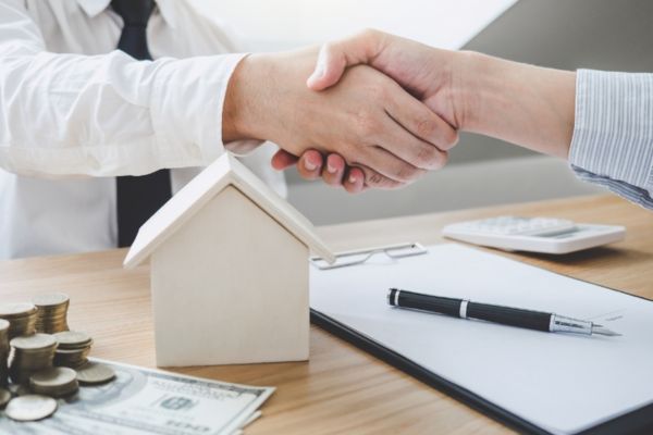 hợp đồng tặng cho tài sản