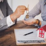 Công chứng hợp đồng mua bán tài sản đấu giá là nhà ở xr:d:DAF9eszuSYQ:1,j:3629194839478356721,t:24022202