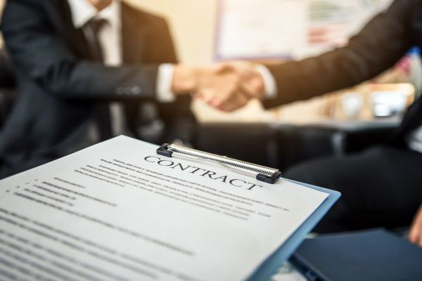 Không đọc hợp đồng